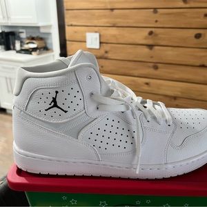 Nike- Jordan, Jumpman size 14 .